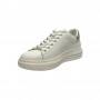 Scarpe donna sneaker Guess Vibo in pelle white/ gold DS24GU03 FL8VIBLEA12