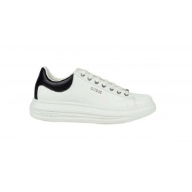 Scarpe donna sneaker Guess Vibo in pelle white/ black DS23GU31 FL7RNOELE12
