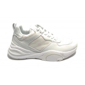 Scarpe donna Guess sneaker Bestie 3 in ecopelle white DS22GU19 FL5B3SFAL12